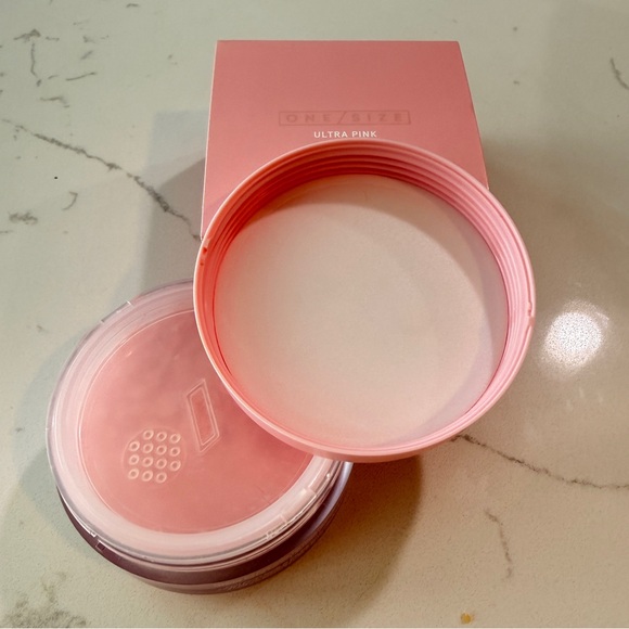 One Size Ultra Pink Setting Powder - Picture 4 of 15